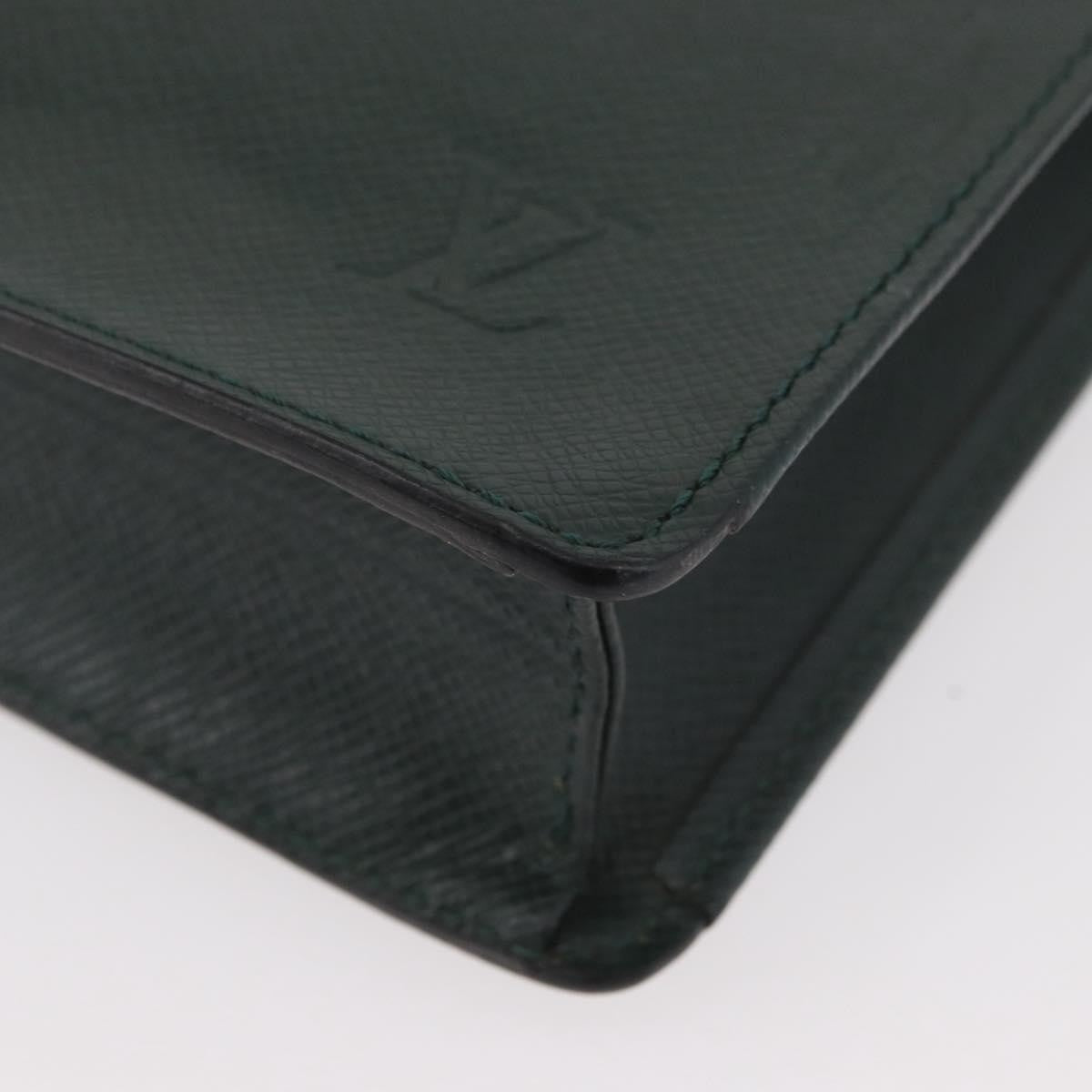Louis Vuitton Serviette Kourad Briefcase Taiga Leather Green Leather Handbag (Pre-Owned)