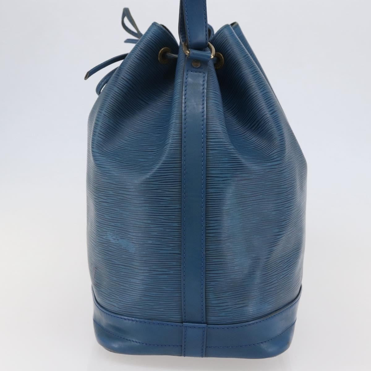 Louis Vuitton Noe Handbag Epi Leather Blue Leather Shoulder Bag Bag (Pre-Owned)