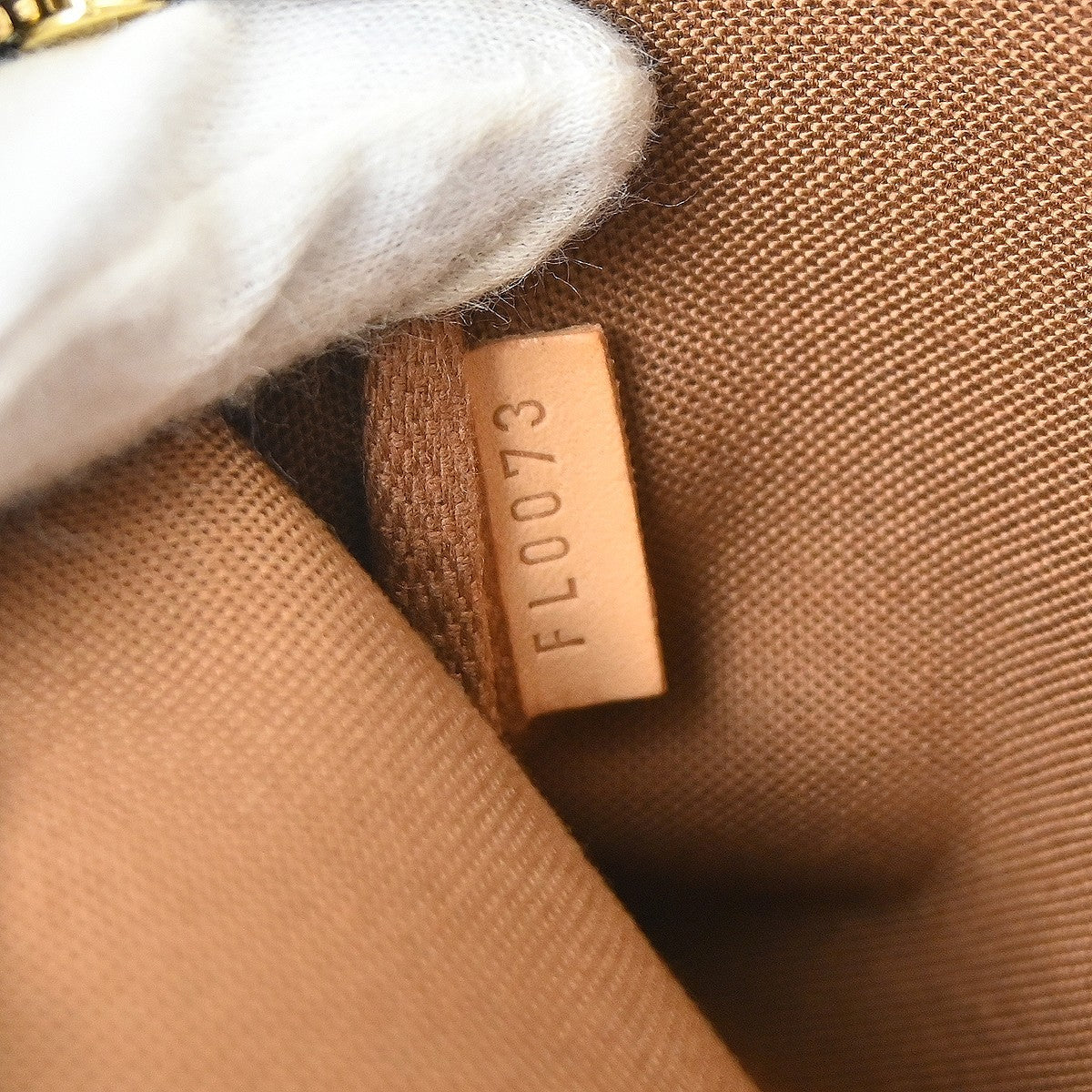 Louis Vuitton Mini Pochette Accessoires Canvas Brown Canvas Clutche & Pouche Bag (Pre-Owned)