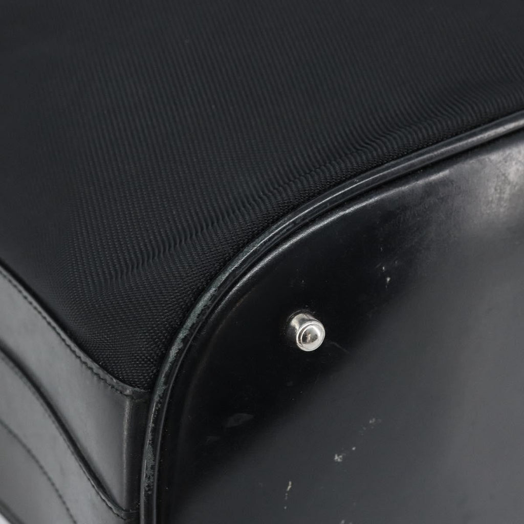 Gucci Vintage Bamboo Bucket Bag Nylon And Leather Black Nylon Handbag (Pre-Owned)