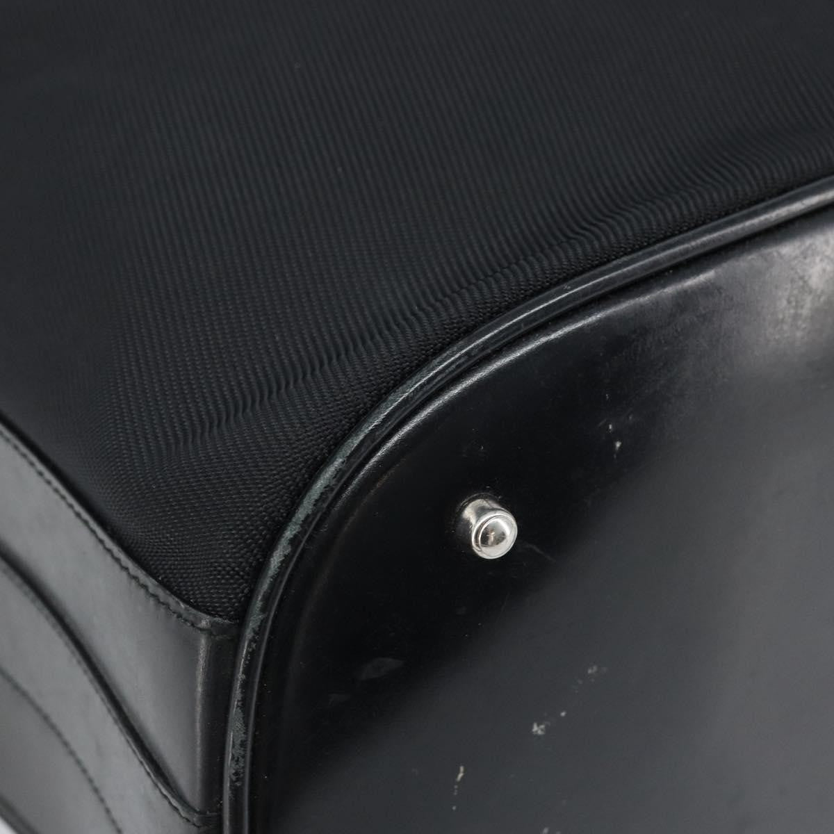 Gucci Vintage Bamboo Bucket Bag Nylon And Leather Black Nylon Handbag (Pre-Owned)