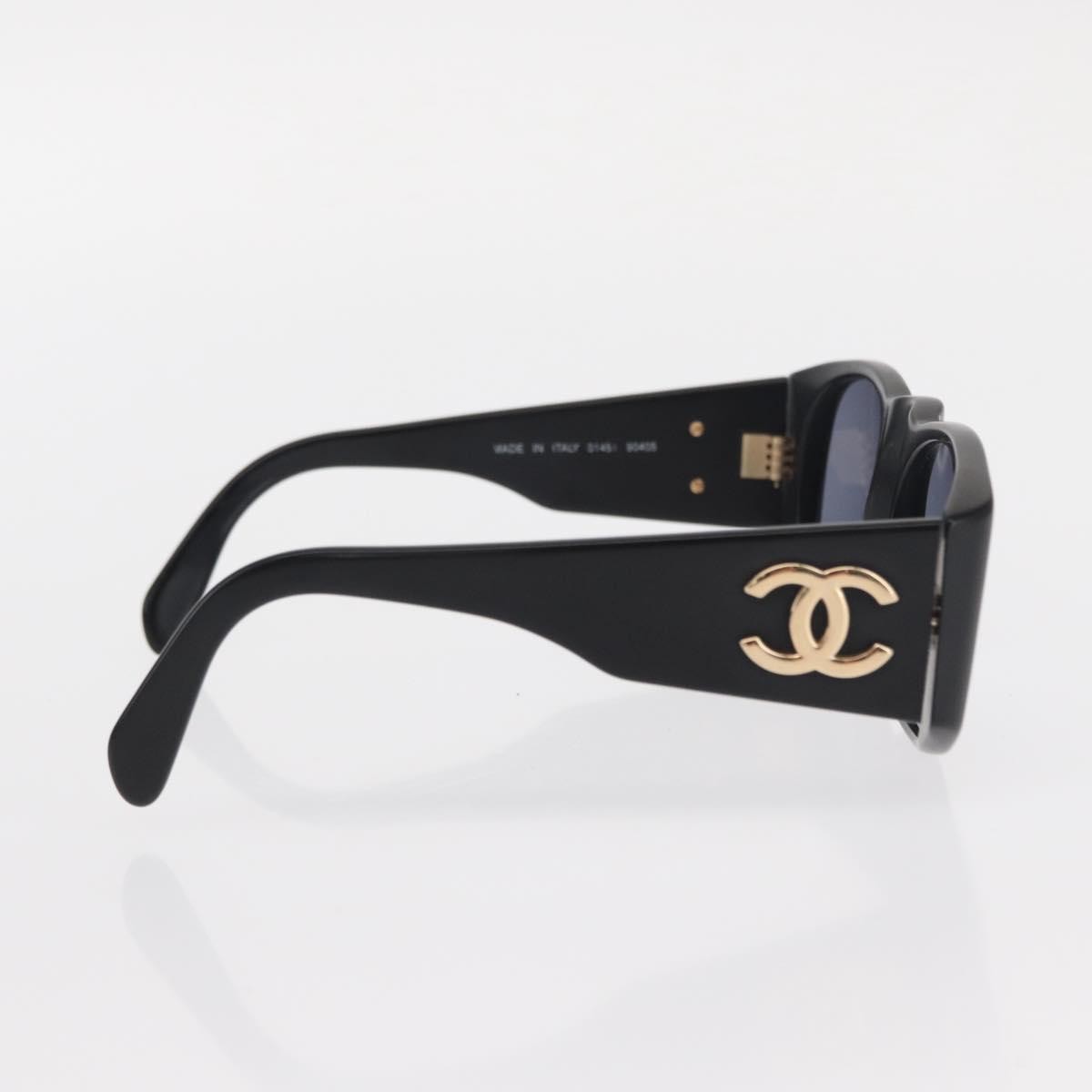Chanel Logo Cc Sunglasses Plastic Black Plastic Sunglasse Accessory (Pre-Owned)