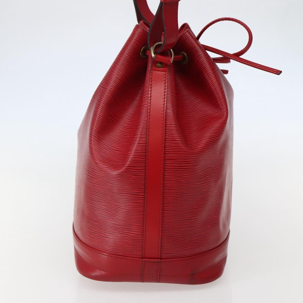 Louis Vuitton Noe Shoulder Bag Leather Red Leather Shoulder Bag Bag (Pre-Owned)