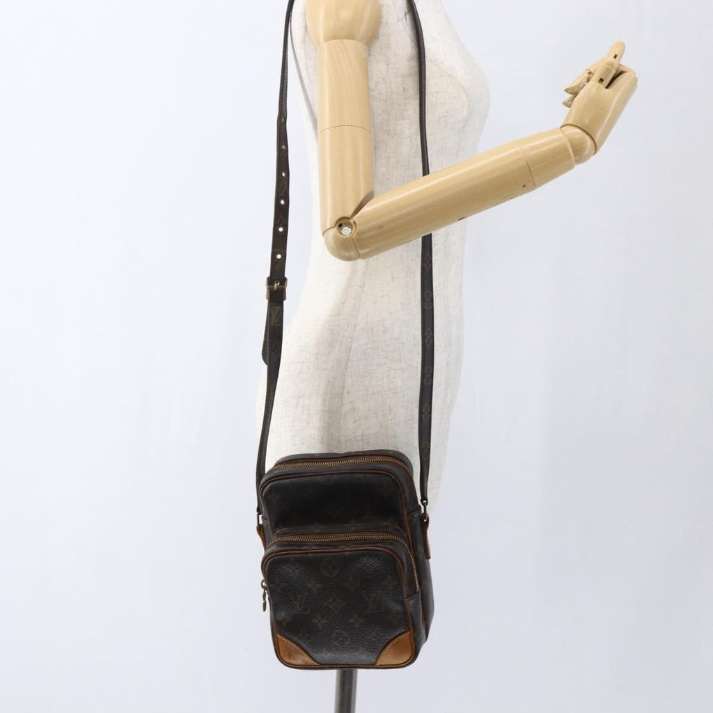 Louis Vuitton Amazone Bag Monogram Canvas Brown Canvas Shoulder Bag Bag (Pre-Owned)