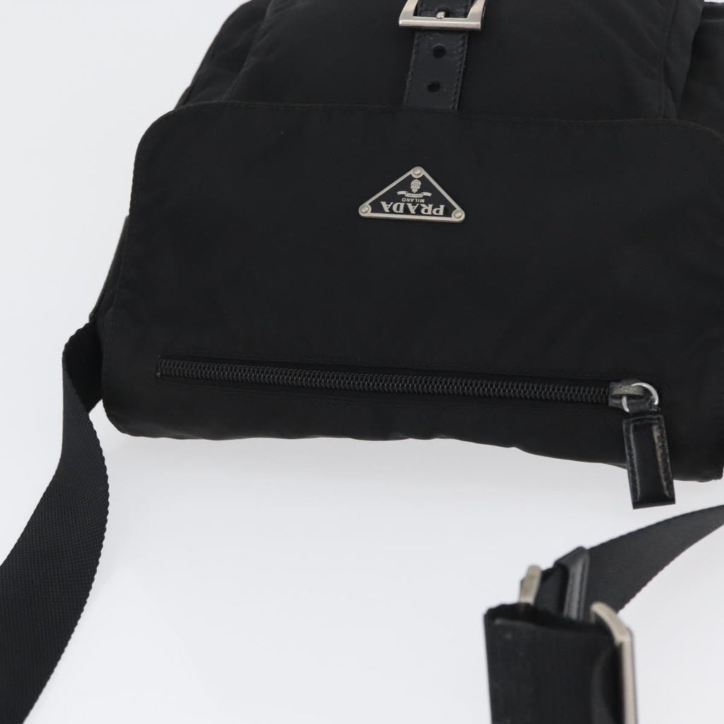 Prada Buckle Messenger Bag Tessuto Black Nylon Shoulder Bag Bag (Pre-Owned)