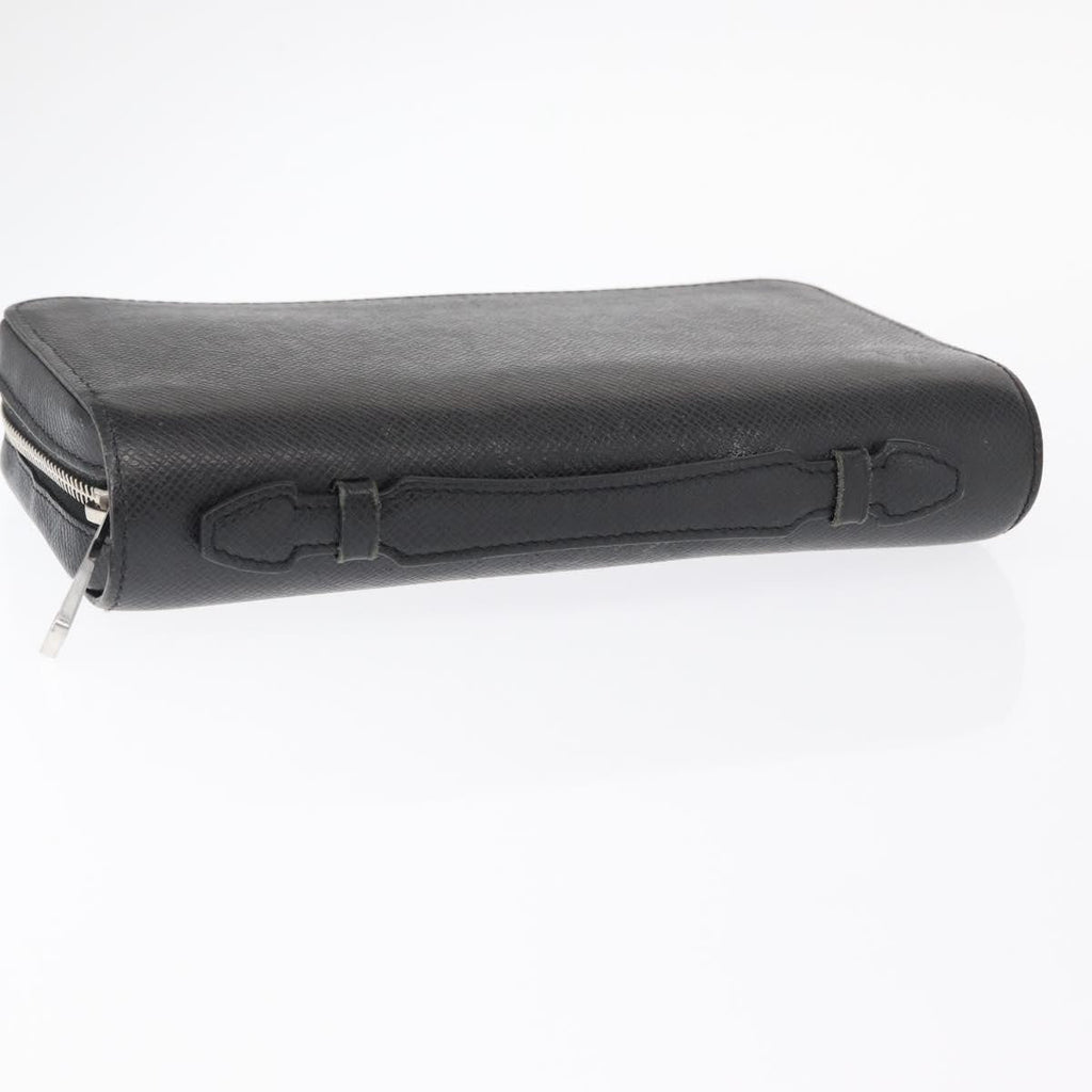 Louis Vuitton Zippy Xl Taiga Leather Black Leather Wallets Accessory (Pre-Owned)