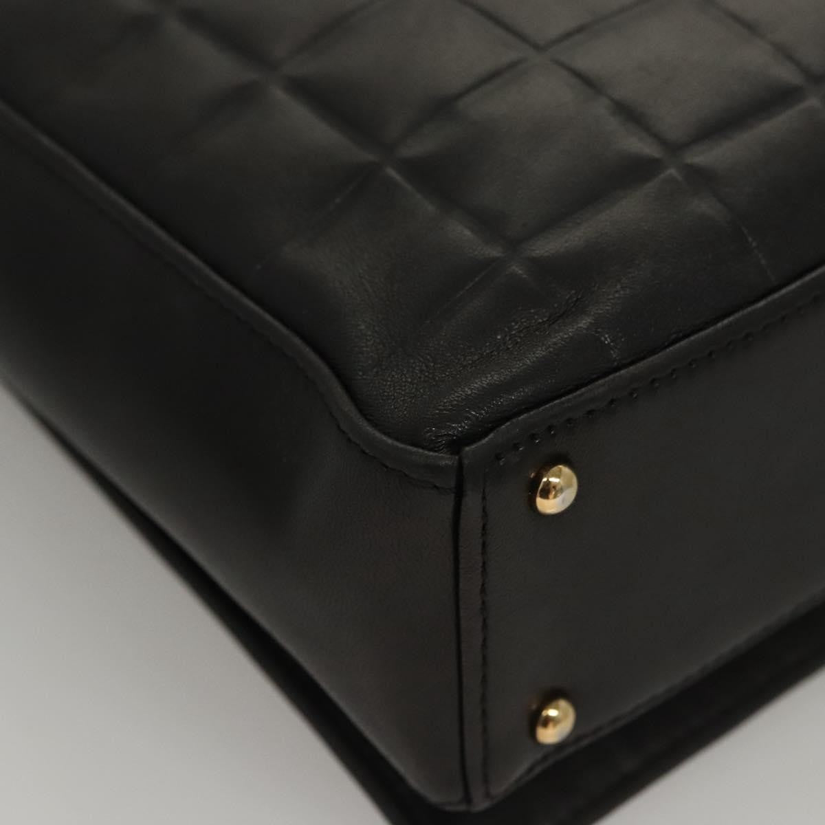 Chanel Chocolate Bar Cc Shoulder Bag Quilted Leather Black Leather Shoulder Bag Bag (Pre-Owned)
