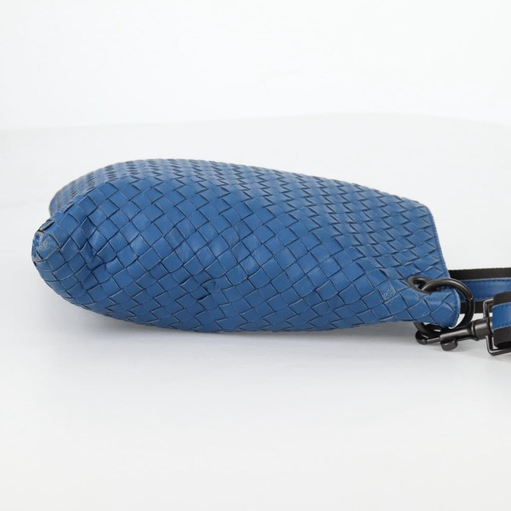 Bottega Veneta Flat Messenger Bag Intrecciato Nappa Blue Leather Shoulder Bag Bag (Pre-Owned)