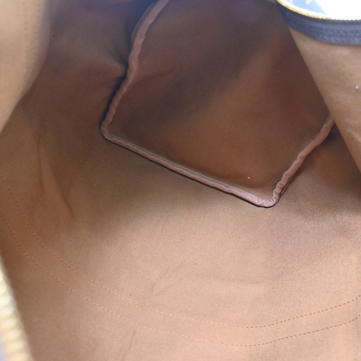 Louis Vuitton Keepall Bag Monogram Canvas Brown Canvas Travel Bag Bag (Pre-Owned)