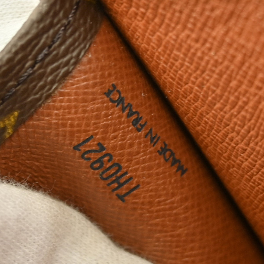 Louis Vuitton Poche Documents Monogram Canvas Brown Canvas Clutche & Pouche Bag (Pre-Owned)